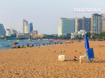 Pattayas spektakuläres Feuerwerksfestival: Ein Licht der Loyalität!