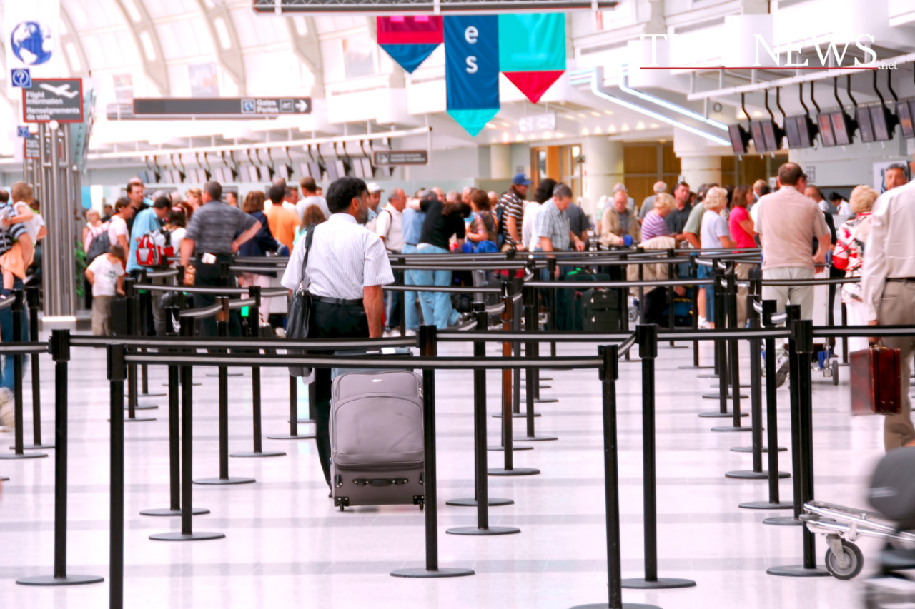 Massive Flugausfälle: 55 Flüge gestrichen – Passagiere in großer Not!